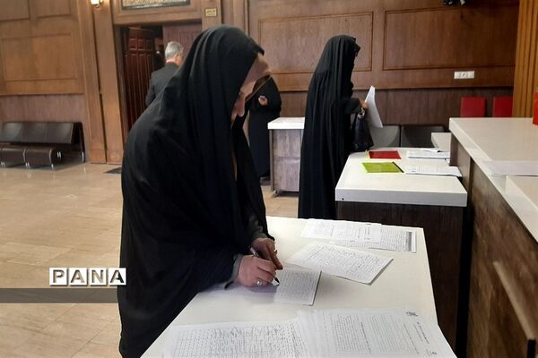 اولین نشست سراسری مدیران مدارس ناحیه۶ مشهد