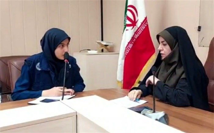 شورای دانش‌آموزی‌ نماد مسئولیت‌پذیری و مشارکت‌جویی در جامعه است