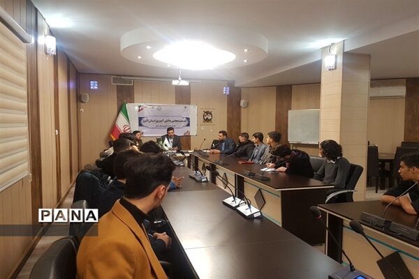 نشست اعضای منتخب مجلس دانش‌آموزی البرز