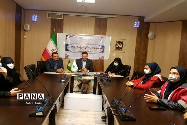 نشست اعضای منتخب مجلس دانش‌آموزی البرز