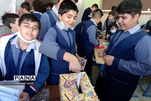 برگزاری انتخابات شورای دانش‌آموزی در دبستان ایمان رودهن