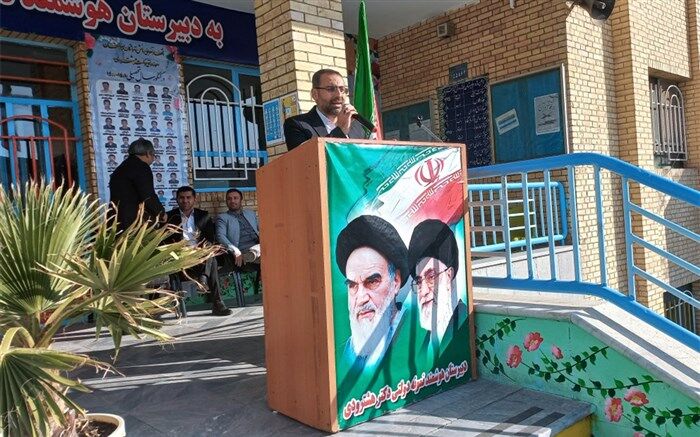 شرکت در انتخابات شورای دانش‌آموزی، لازمه یادگیری رعایت و احترام به قانون مدنی است
