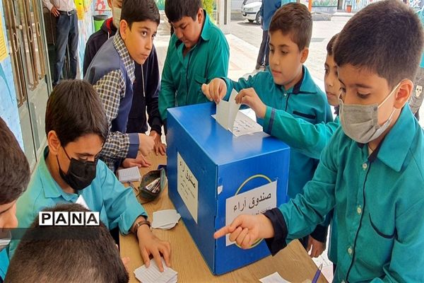 برگزاری انتخابات شوراهای دانش‌آموزی در مدارس شهرستان بهبهان