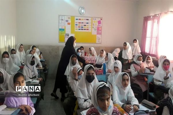 انتخابات شورای دانش‌آموزی درآموزشگاه الله اکبر اسلامشهر