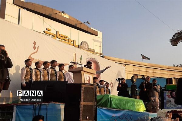 مراسم تشییع پیکر شهید حسن براتی در مشهد مقدس