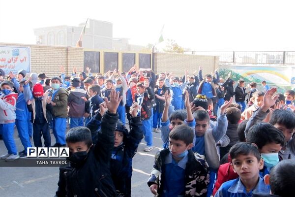 بازگشایی کتابخانه در دبستان پسرانه نوشین بومهن