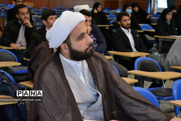 اولین جلسه توجیهی مربیان طرح امین و سرباز طلبه‌ها