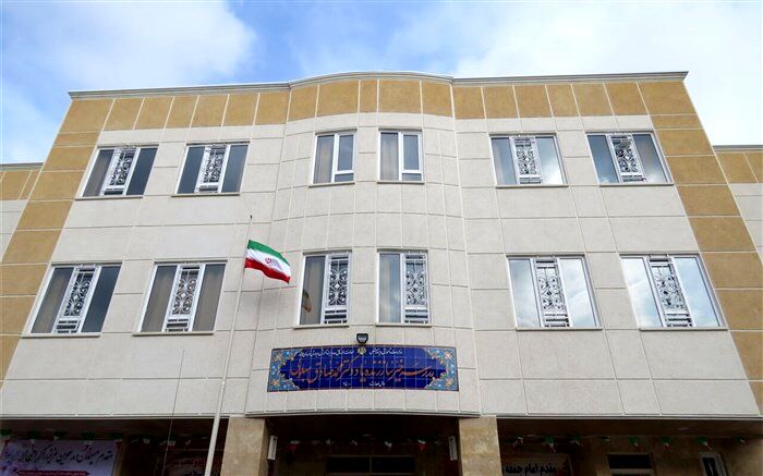 برگزاری جشنواره خیرین مدرسه‌ساز در اردبیل