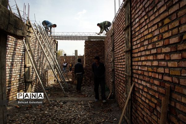 عملیات بازسازی و احداث واحدهای مسکونی مناطق زلزله زده خوی
