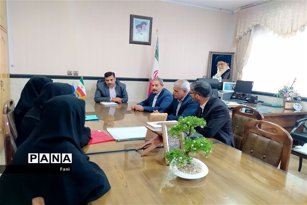 برگزاری جلسه شورای برنامه‌ریزی و دوره توانمندسازی مربیان شهرستان فلاورجان