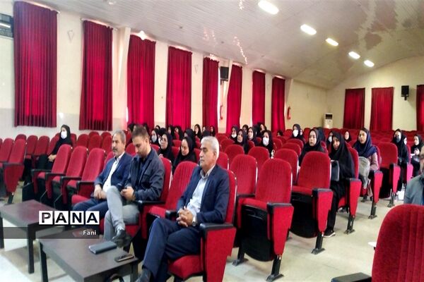 برگزاری جلسه شورای برنامه‌ریزی و دوره توانمندسازی مربیان شهرستان فلاورجان