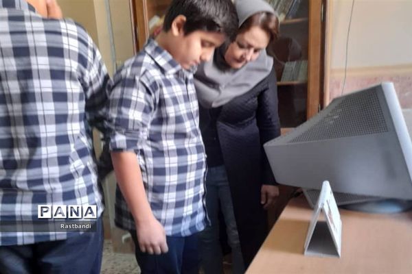 بررسی سلامت دانش‌آموزان دبیرستان حربن ریاحی منطقه ۱۳