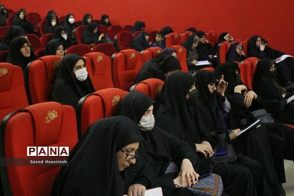 دومین کارگاه آموزش هنرهای نمایشی و تئاتر ویژه معلمان در قم