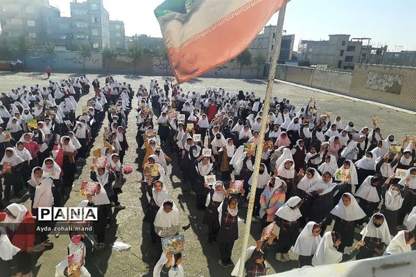 برگزاری مراسم هفته کتابخوانی در مدرسه توفیق رباط‌کریم