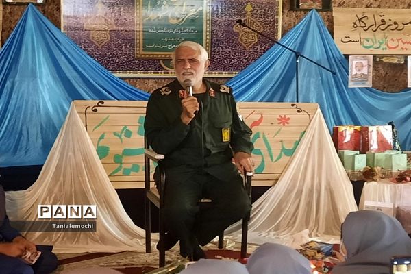 تجدید میثاق دانش‌آموزان مدرسه پاینده ناحیه یک اهواز با آرمان‌های شهدا