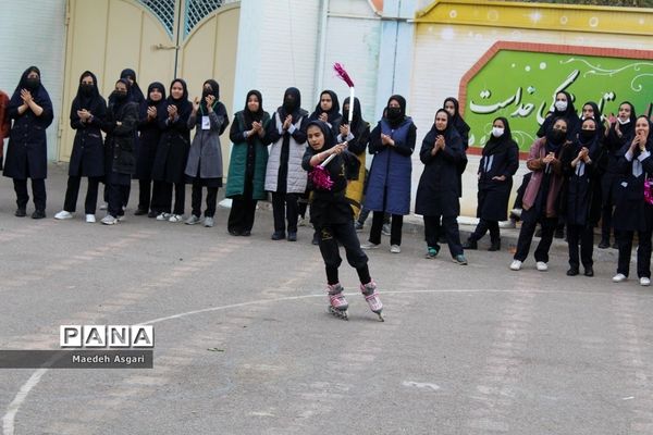 برگزاری المپیاد ورزشی درون مدرسه‌ای در دبیرستان شهید‌خدابخشی قم
