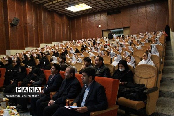 هشتمین دوره هفته مبارزه با اعتیاد و آسیب‌های اجتماعی در زنجان