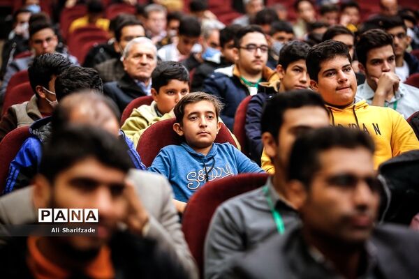 آیین اختتامیه پنجمین دوره جشنواره دانایی توانایی