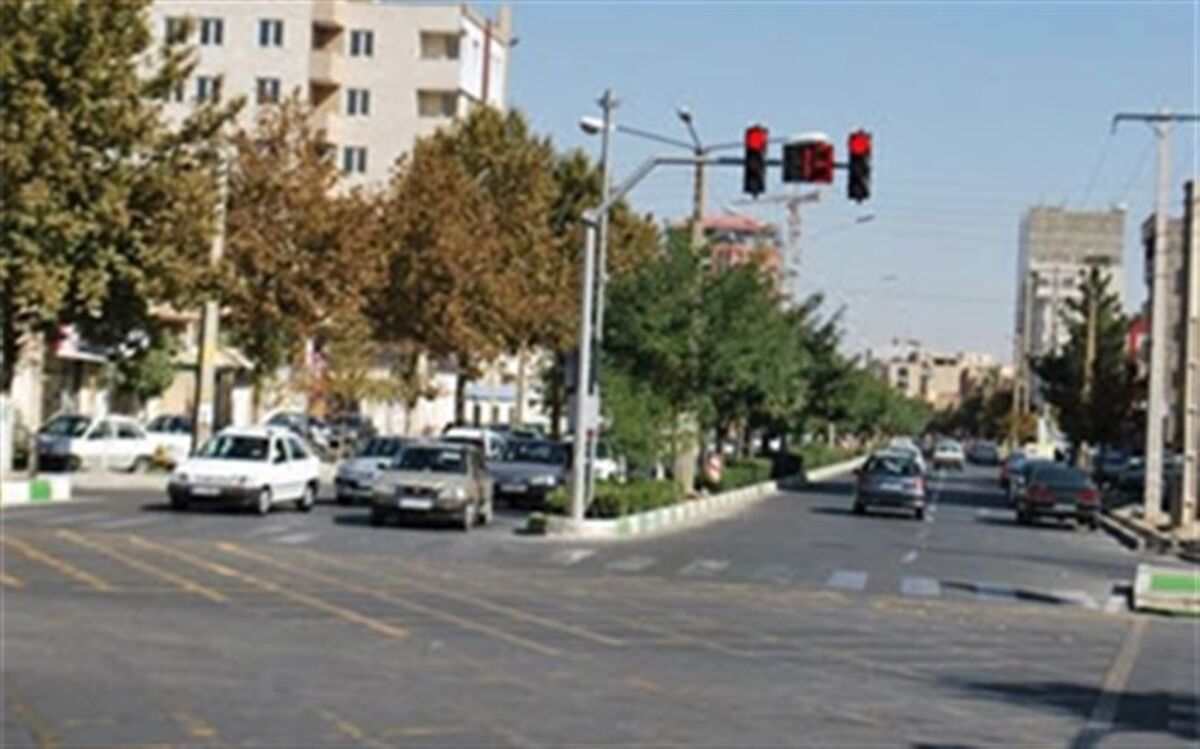رفع ایرادات چراغ‌های راهنمایی و رانندگی در مناطق ۲۲گانه