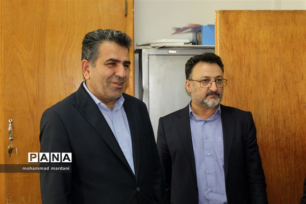 حضور سرزده نماینده مجلس شورای اسلامی از مدارس ناحیه دو ساری