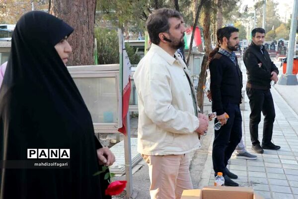 مراسم غبارروبی مزار شهدای بسیج فرهنگیان ناحیه دو شهرری