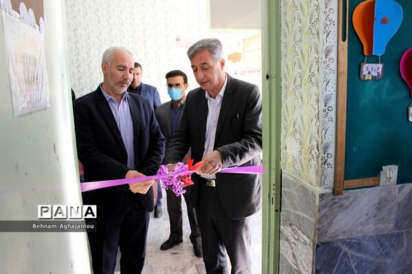 افتتاح کتابخانه کلاسی با عنوان «یار مهربان» در زنجان