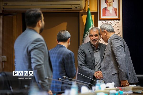 آیین تفاهم‌نامه بین وزارت آموزش و پرورش و پژوهشگاه رویان