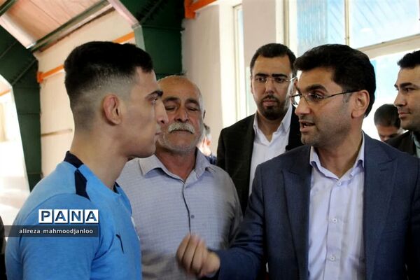 بازدید مدیرکل ورزش و جوانان مازندران از پروژه‌های ورزشی نیمه‌کاره گلوگاه