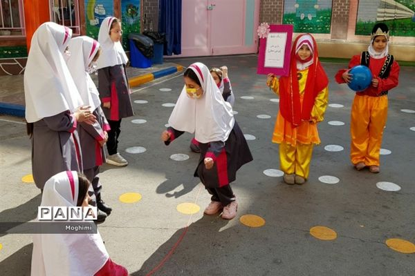 برگزاری بازی‌های بومی محلی در دبستان اندیشه منطقه ۱۳