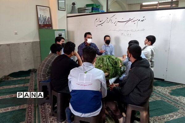 برگزاری مراسم‌ میز جذب بسیج در مدارس رودهن
