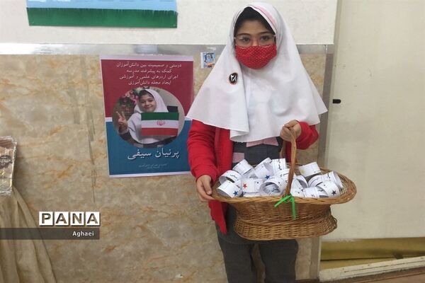 برگزاری انتخابات شورای دانش‌آموزی در دبستان نیایش منطقه ۱۳