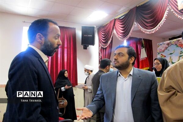 جلسه معاونان و مربیان پرورشی به‌مناسبت هفته بسیج در شهرستان پردیس