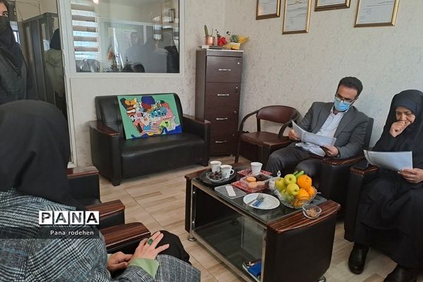 تقدیر از گروه نقاشی همگانی مدرسه نوین‌آفرین رودهن