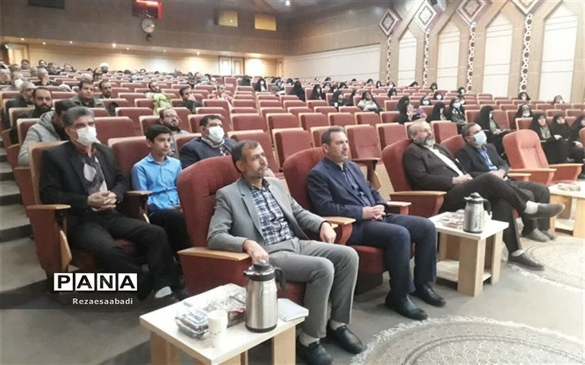فرهنگیان پیش قراول قافله پیشرفت ایران قوی هستند