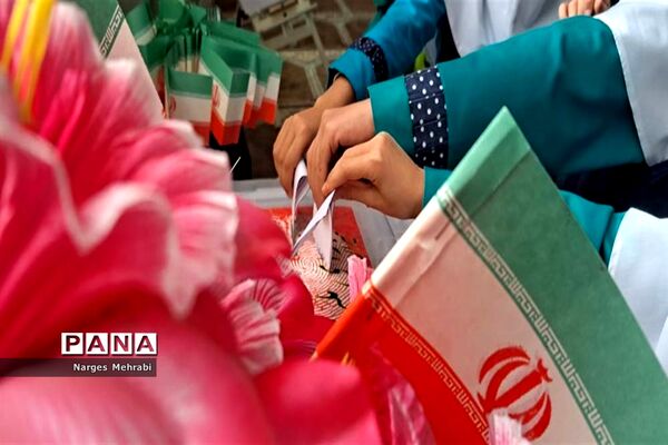 انتخابات شورای دانش‌آموزی در مدارس سورمق