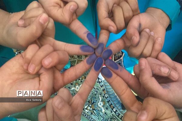 بیست و پنجمین دوره انتخابات شورای دانش‌آموزی  در مدارس آباده