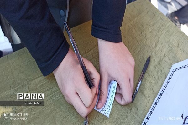 انتخابات شورای دانش‌آموزی در دبیرستان شاهد مطهره کاشمر