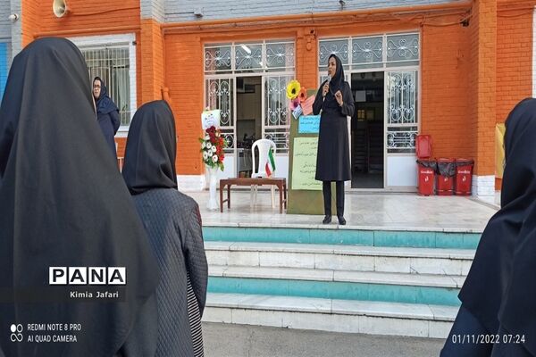 انتخابات شورای دانش‌آموزی در دبیرستان شاهد مطهره کاشمر
