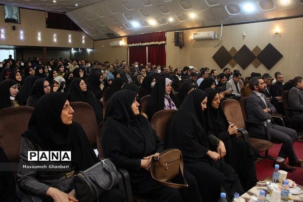 نشست مدیران  مدارس ناحیه یک و دو شهرری