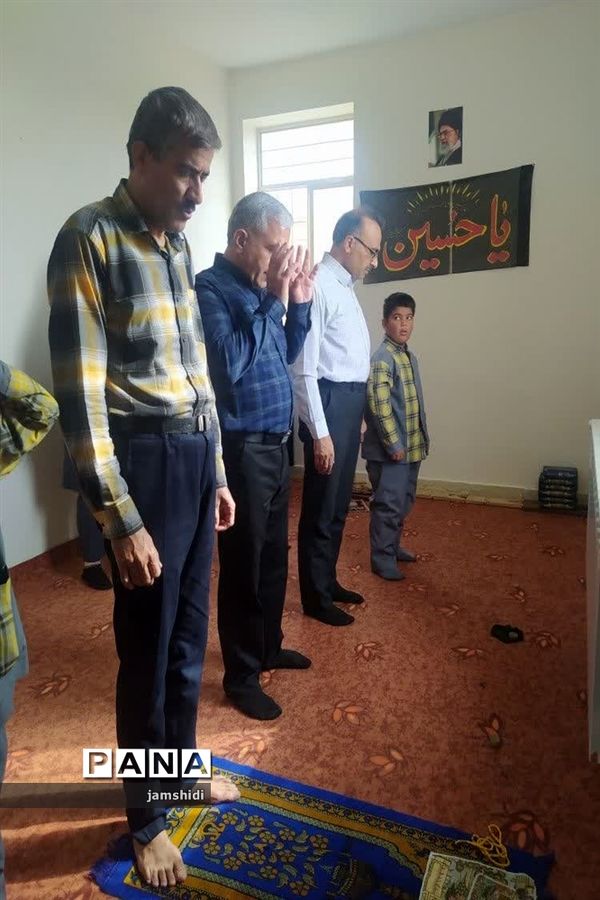 بازدیدمعاون آموزش ابتدایی اداره‌کل آموزش و پرورش استان اصفهان از مدارس منطقه جرقویه علیا