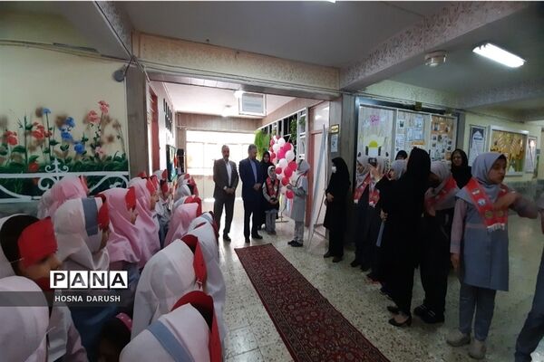 مراسم هفته کتاب در دبستان شهدای فرهنگی ناحیه ۷ مشهد مقدس