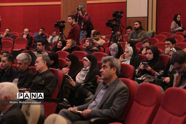 دومین نشست خبری شهردار تبریز