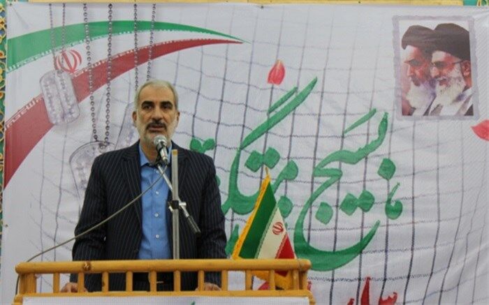 تلاش آموزش و پرورش برای افزایش حقوق معلمان متناسب با شرایط اقتصادی