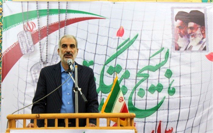 تلاش آموزش و پرورش برای افزایش حقوق معلمان متناسب با شرایط اقتصادی