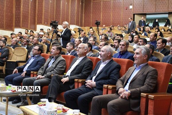 جشنواره خیرین مدرسه‌ساز استان زنجان