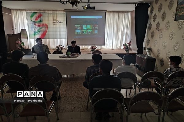 دوره آموزش مقدماتی خبرنگاری در ناحیه ۳