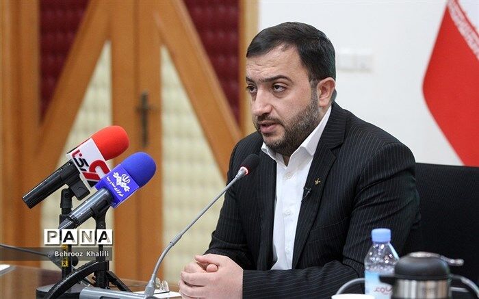 علامتی: کانون نمی‌تواند بدون بررسی کتاب‌ها را تایید کند