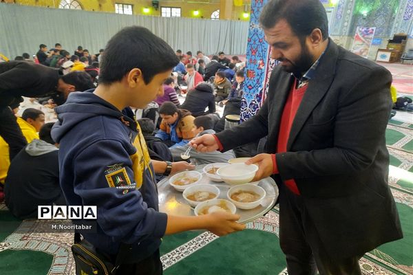 دعای ندبه در جوار مزار شهدای گمنام اردوگاه شهید‌باهنر