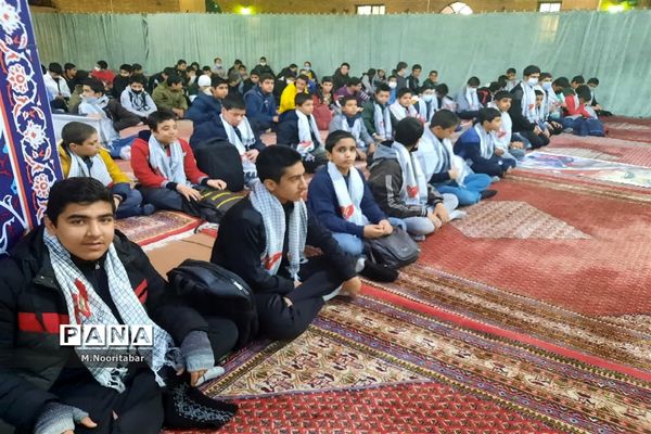 دعای ندبه در جوار مزار شهدای گمنام اردوگاه شهید‌باهنر