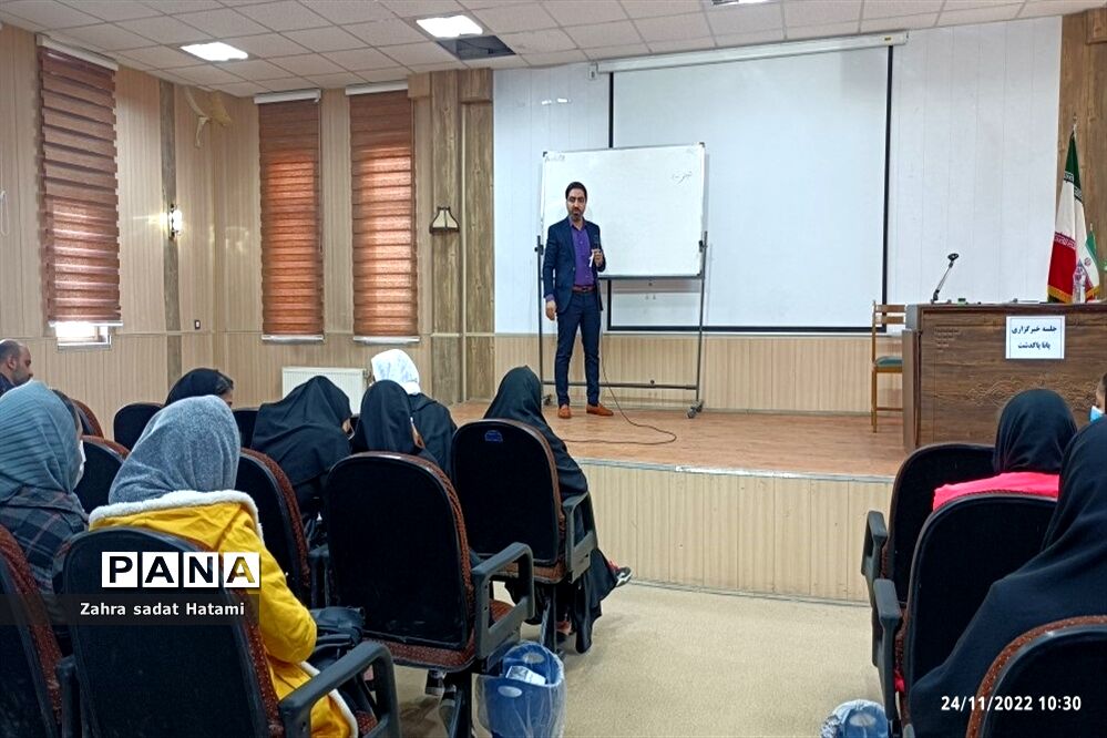 کاراگاه مقدماتی آموزش خبرنگاری  در پاکدشت